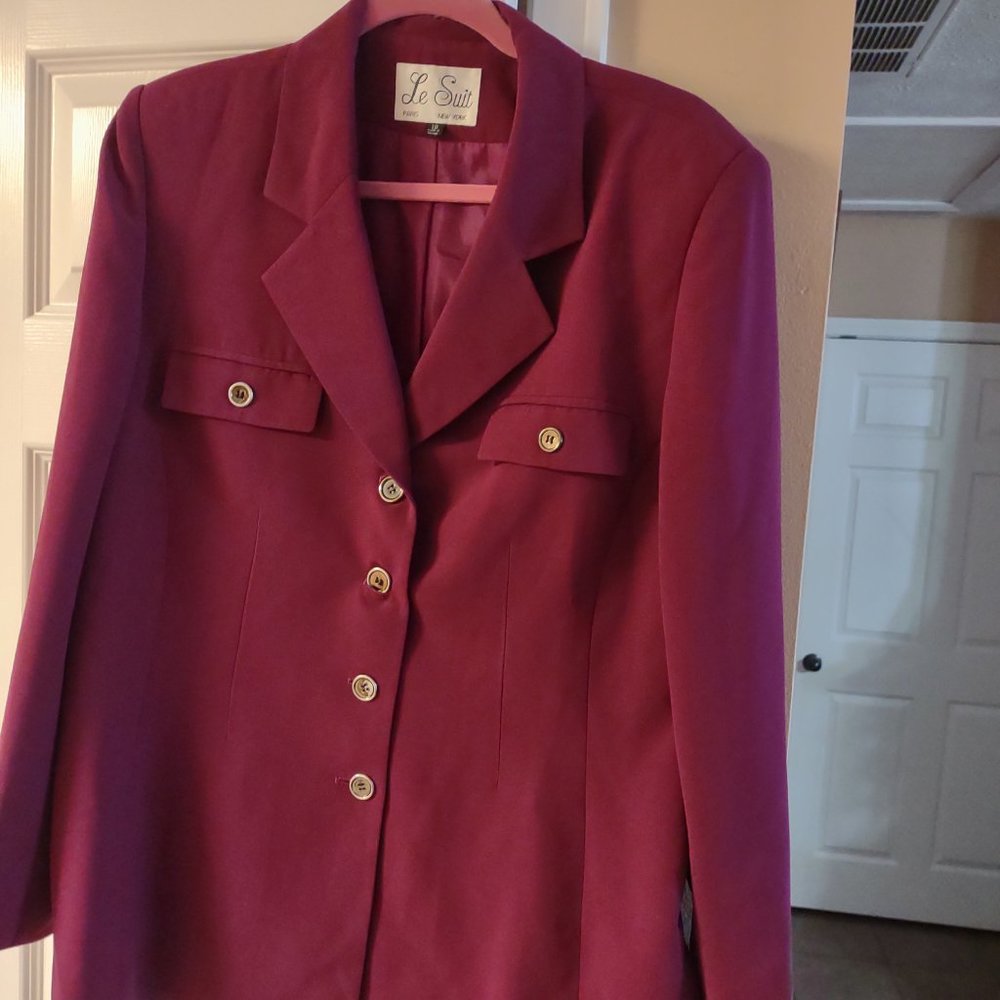 Le Suit Blazer.